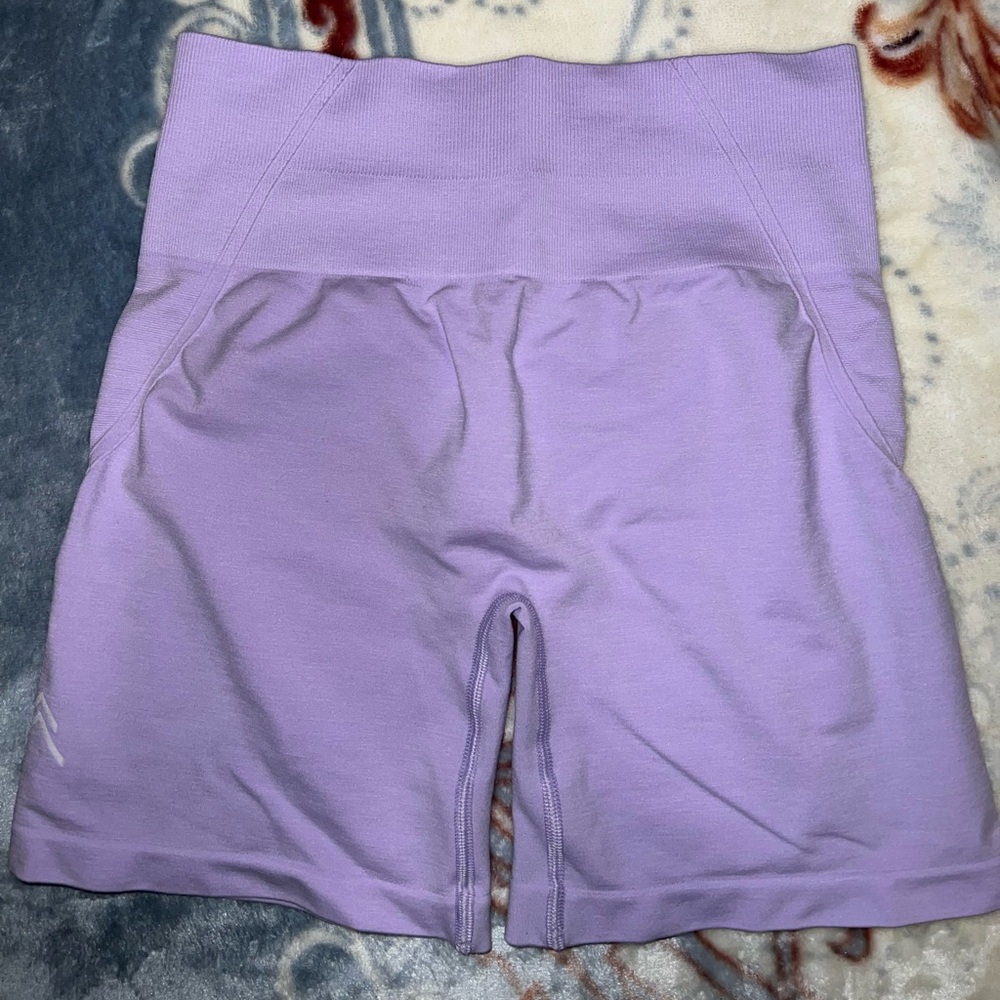 EFFORTLESS SEAMLESS SHORTS - Lavender purple